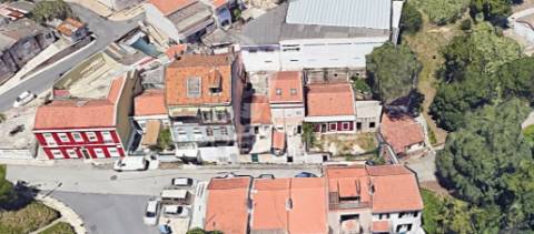 2 moradias | com rendimento | ajuda | lisboa