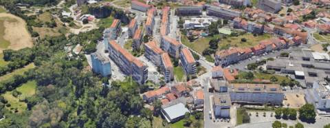 2 moradias | com rendimento | ajuda | lisboa