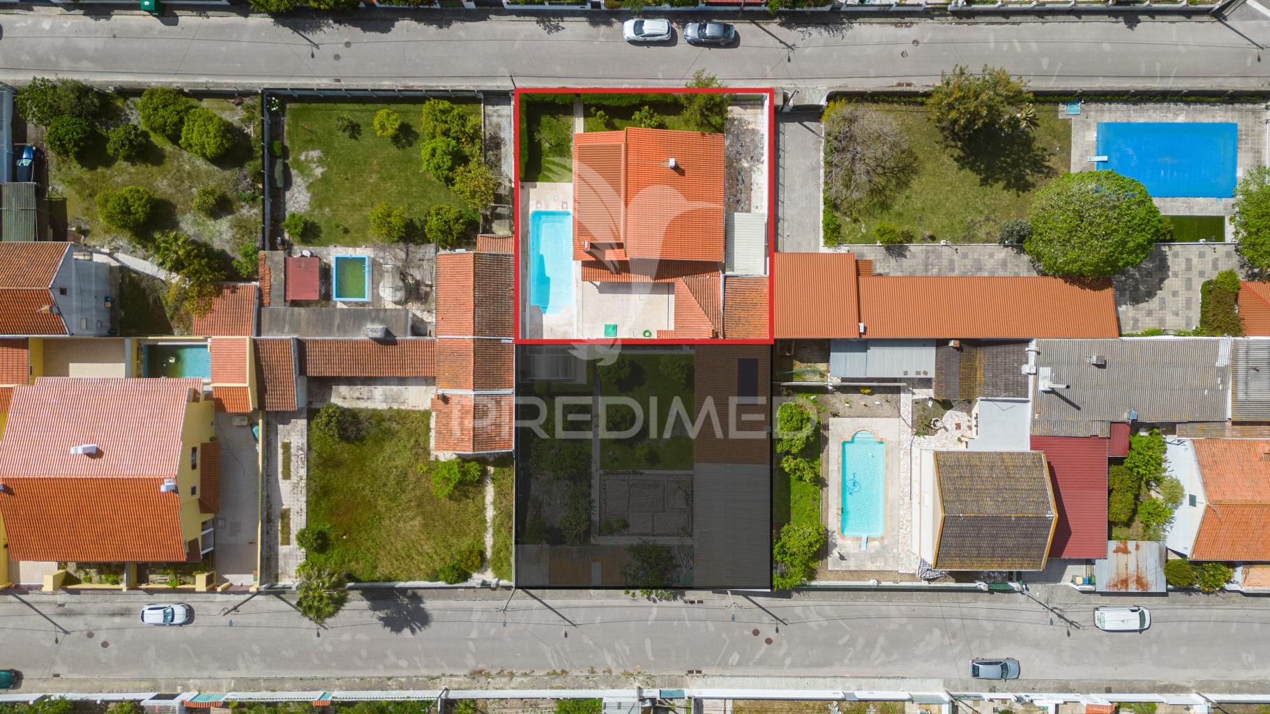 Fernão ferro, moradia t3 + 2, piscina e garagem