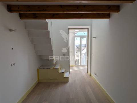 Apartamento duplex t2+2