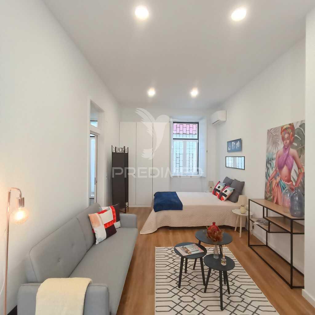 Apartamento t0 totalmente renovado em lisboa
