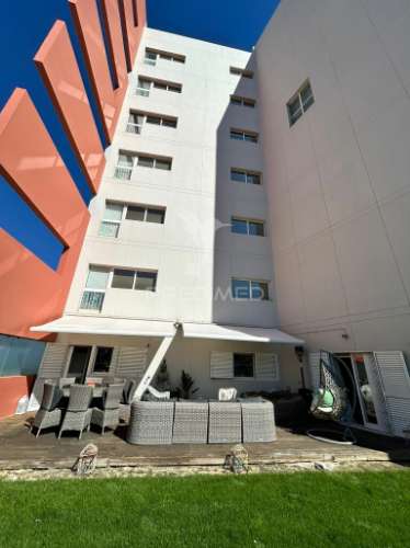 Apartamento t2 com terraço em excelente estado em setúbal