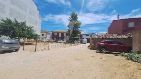 Lote para construção de prédio - 12 fogos - centro de algoz