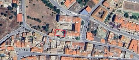 Lote para construção de prédio - 12 fogos - centro de algoz