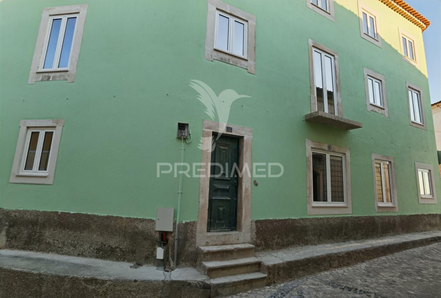 Apartamento t1 com logradouro - alcanena