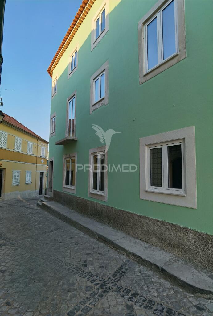 Apartamento t1 com logradouro - alcanena