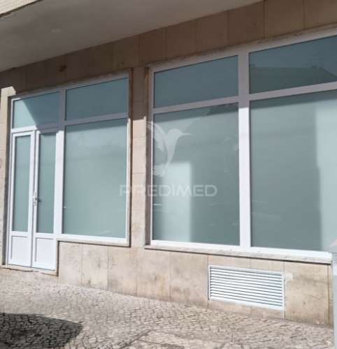 Loja com 2 pisos remodelado, transformado em t2/t3