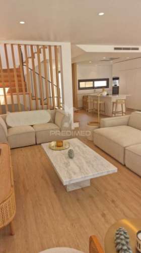 Moradia t3 com piscina em cascais