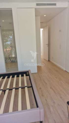 Moradia t3 com piscina em cascais