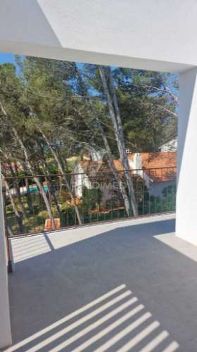 Moradia t3 com piscina em cascais
