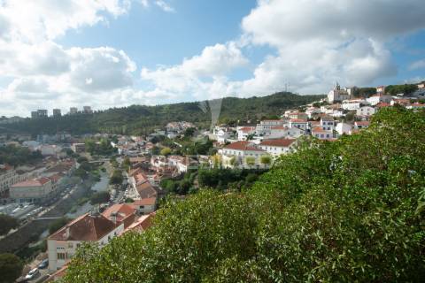 Terreno rústico com projeto inovador para turismo - alenquer