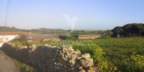 Terreno urbano para loteamento, perto das praias de sintra