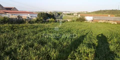 Terreno urbano para loteamento, perto das praias de sintra
