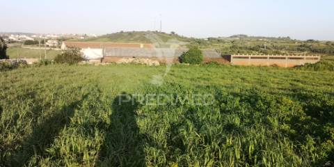 Terreno urbano para loteamento, perto das praias de sintra