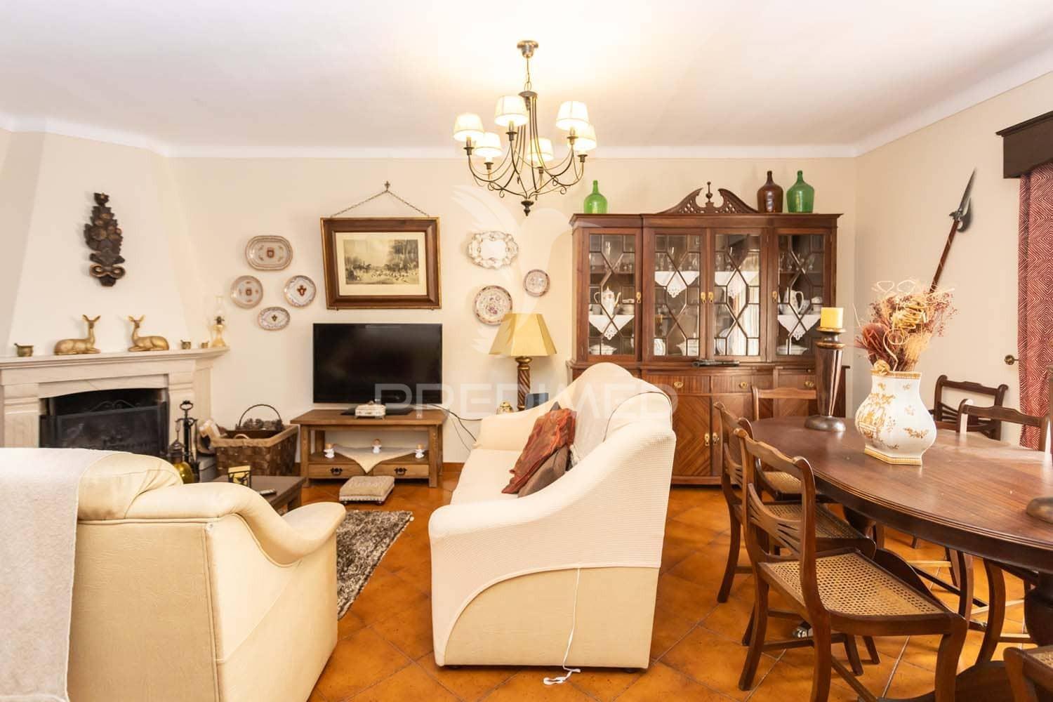 Excelente apartamento de 5 assoalhadas - alcacer do sal