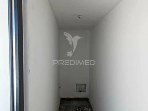 Moradia t2 nova, central, em vila real de santo antónio