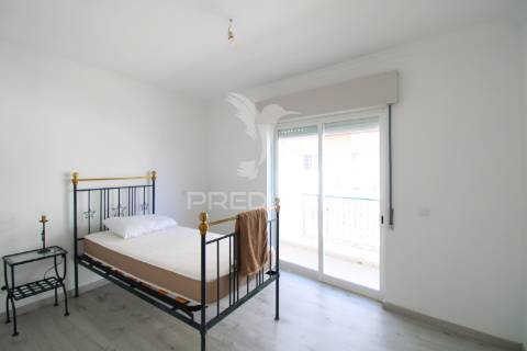 Apartamento t3 renovado em olhão