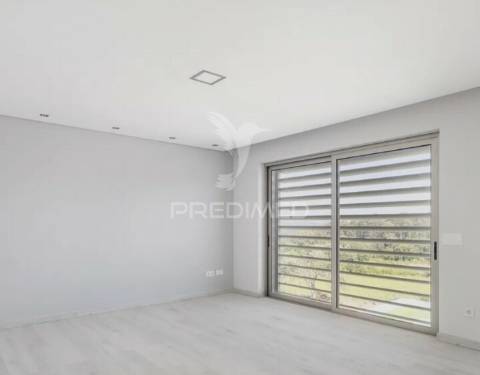 Fantástica moradia t3 com piscina