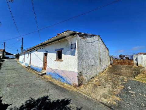 Moradia para reconstruir com terreno
