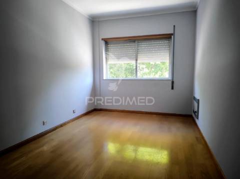 Apartamento t3 em maximinos - arrendamento