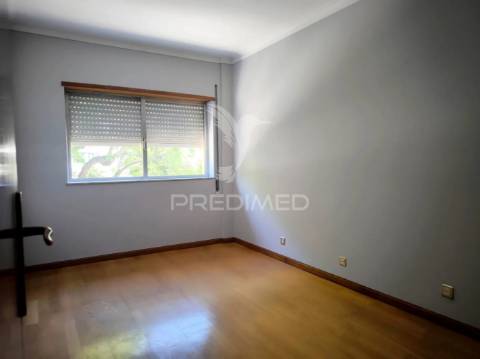 Apartamento t3 em maximinos - arrendamento