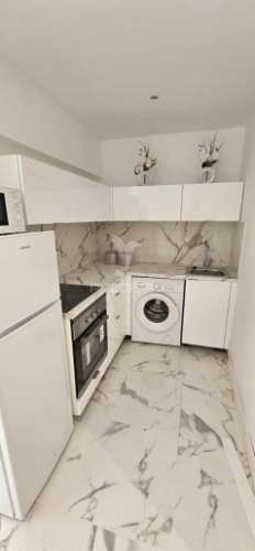 Apartamento t0+1 em condomínio com piscina e jardim