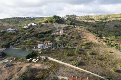 Propriedade de 1,3 ha com projeto aprovado para lar em alenquer