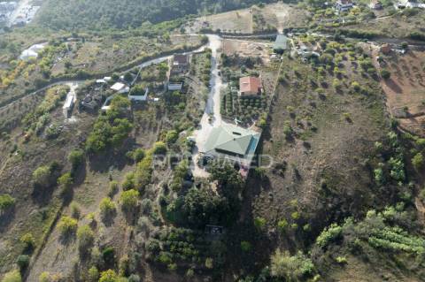 Propriedade de 1,3 ha com projeto aprovado para lar em alenquer