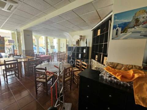 Venda de restaurante típico em albufeira