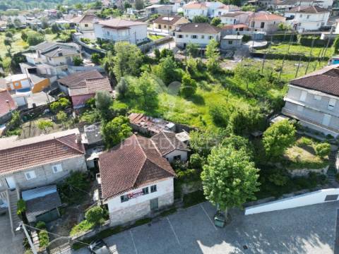 Moradia individual c/terreno 1409m2