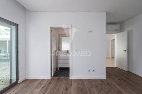 Moradia t5+1 em são francisco, alcochete