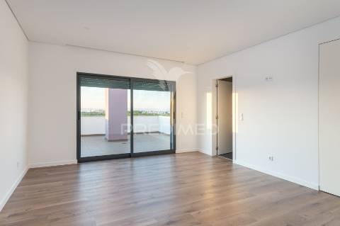 Moradia t5+1 em são francisco, alcochete
