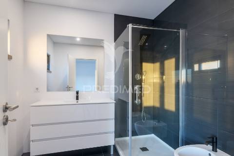 Moradia t5+1 em são francisco, alcochete