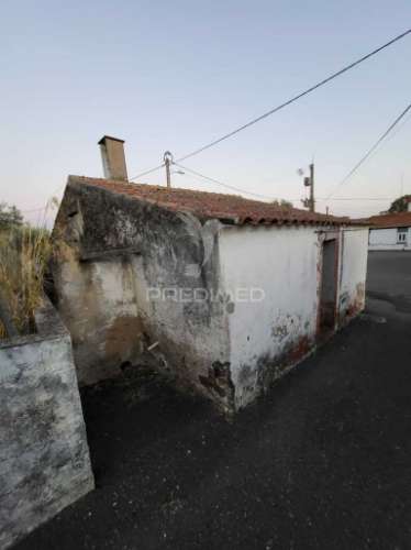 Moradia em monte dos gorazes- almodôvar