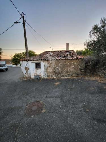 Moradia em monte dos gorazes- almodôvar