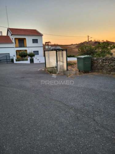 Moradia em monte dos gorazes- almodôvar