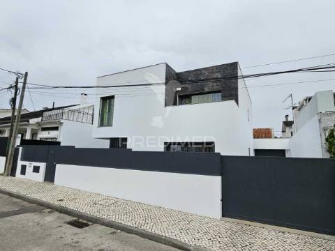 Moradia isolada t4 de 2017