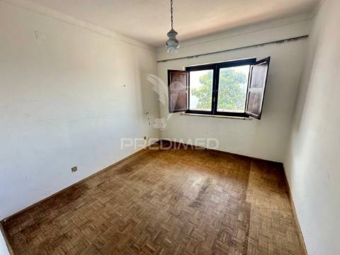 Moradia t6 para recuperar, vila nova de milfontes
