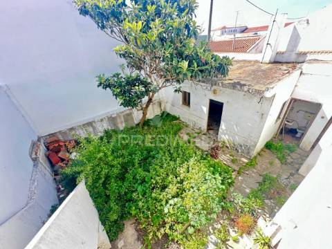 Moradia t6 para recuperar, vila nova de milfontes