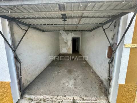 Moradia t6 para recuperar, vila nova de milfontes