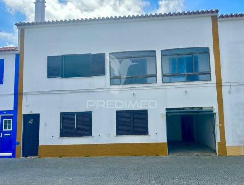 Moradia t6 para recuperar, vila nova de milfontes