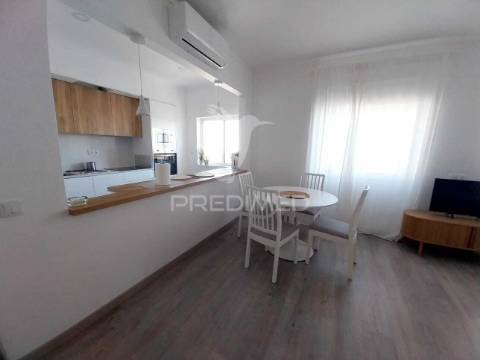 Apartamento t2 à venda na rua sidónio pais
