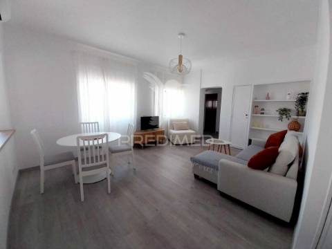 Apartamento t2 à venda na rua sidónio pais