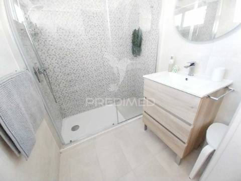 Apartamento t2 à venda na rua sidónio pais