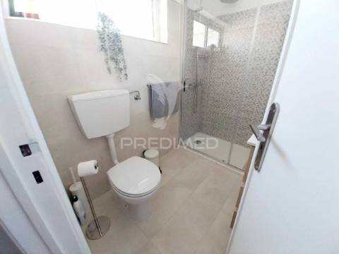 Apartamento t2 à venda na rua sidónio pais