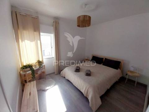 Apartamento t2 à venda na rua sidónio pais