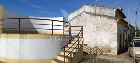 Casa antiga em montalvão, nisa