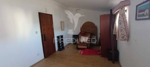 Casa antiga em montalvão, nisa