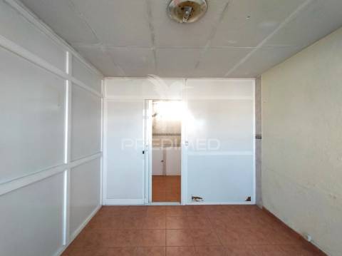 Apartamento/moradia t3+2