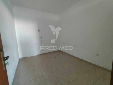 Apartamento/moradia t3+2